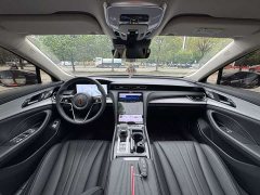 Hongqi H5 2.0T automatic Qichang version - фото 10