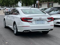 Honda Accord 260TURBO Deluxe Edition - фото 7