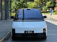Li Auto Ideal MEGA Home Family Special Edition - фото 2