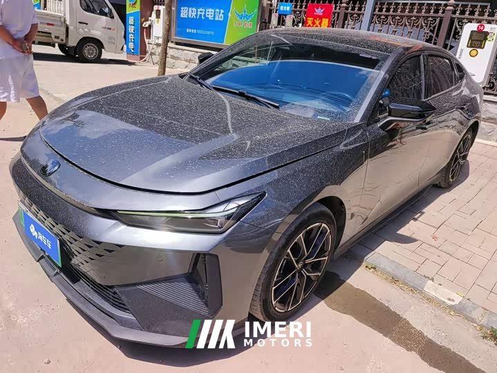 Changan UNI-V Smart Electric iDD Blue Whale Smart iDD 136km Smart - автомобиль из Китая