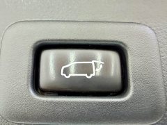 Toyota Wilfa 2021 Crown Dual Engine 2.5L HV Premium Edition - фото 19