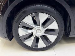 Tesla Model Y 2022 rear-wheel drive version - фото 17