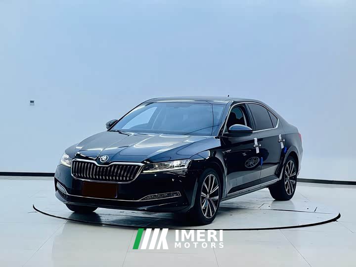 Superb TSI280 DSG Exclusive Edition - автомобиль из Китая
