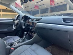 Superb TSI280 DSG Exclusive Edition - фото 17