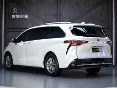 Toyota SIENNA 2021 2.5L Hybrid Premium Edition - фото 3