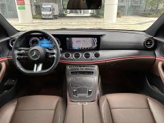 Mercedes-Benz E-Class facelift three E 300 L sporty and fashionable - фото 14