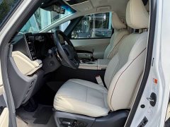 Lexus LM 2023 350h seven-seat elegant version - фото 13