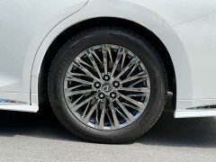 Lexus LM 2023 350h seven-seat elegant version - фото 5