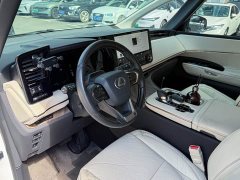 Lexus LM 2023 350h seven-seat elegant version - фото 6