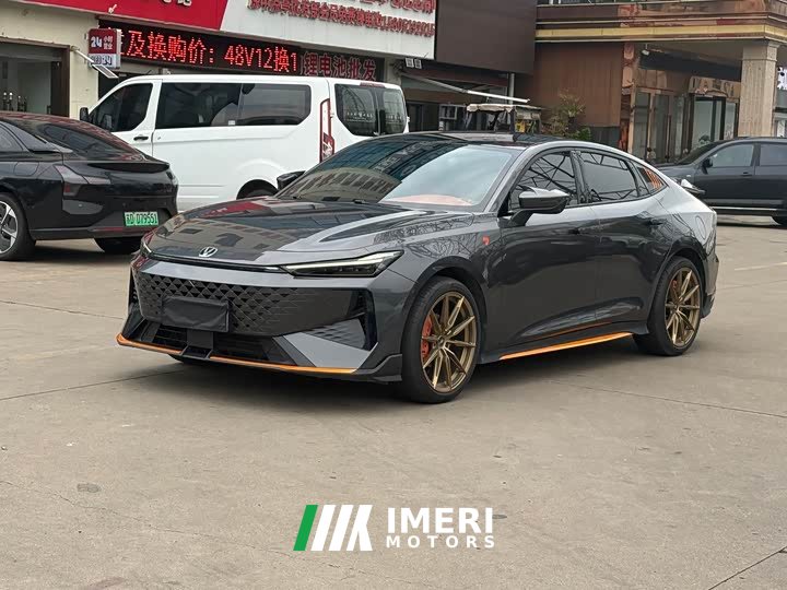 Changan UNI-V 2024 1.5T noble sports - автомобиль из Китая