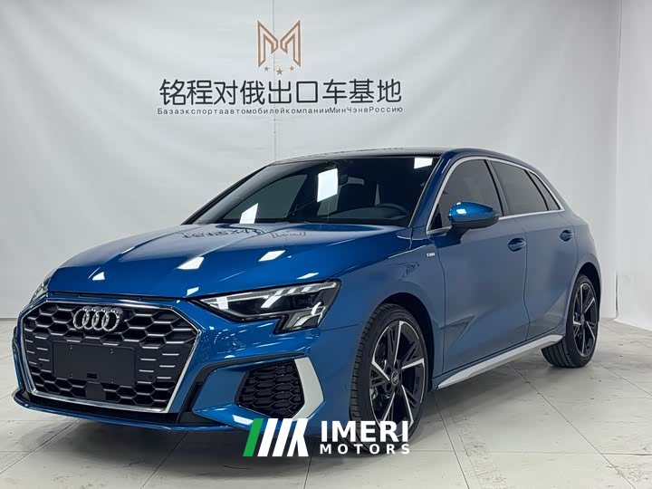 Audi A3 2022 Sportback 35 TFSI stylish and sporty - автомобиль из Китая