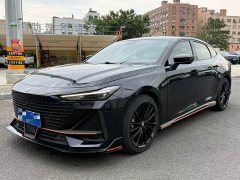 Changan UNI-V 1.5T sports version - фото 1