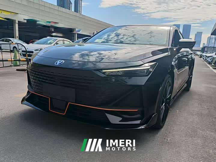 Changan UNI-V 1.5T sports version - автомобиль из Китая