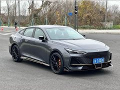 Changan UNI-V 2022 1.5T sports version - фото 2
