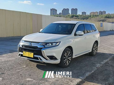 2023 Outlander 2021 facelift 2.0L 2WD smooth version 5 seats - автомобиль из Китая