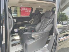 Hongqi HQ9 PHEV 2024 2.0T four-wheel drive business version - фото 12