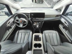 Hongqi HQ9 PHEV 2024 2.0T four-wheel drive business version - фото 17