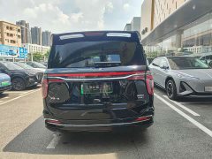 Hongqi HQ9 PHEV 2024 2.0T four-wheel drive business version - фото 6