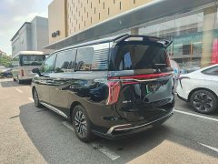 Hongqi HQ9 PHEV 2024 2.0T four-wheel drive business version - фото 7