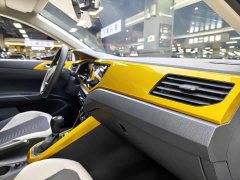 Polo Plus 1.5L Automatic Colorful Technology Edition - фото 17