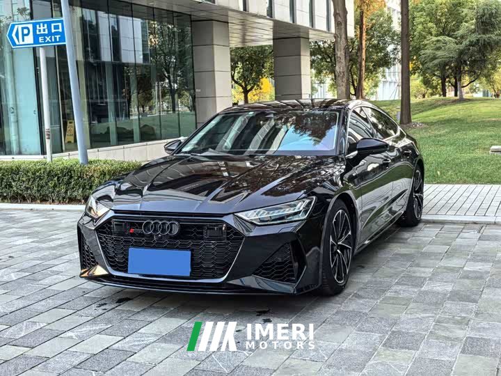 Audi A7 40 TFSI Luxury Version - автомобиль из Китая
