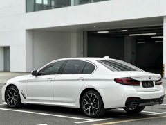 BMW 5 Series Facelift 530Li Exclusive M Sports Package - фото 4