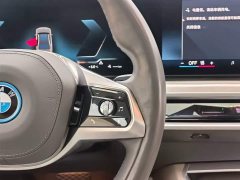 BMW i7 xDrive60L Luxury Package - фото 15