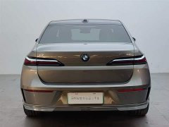 BMW i7 xDrive60L Luxury Package - фото 5
