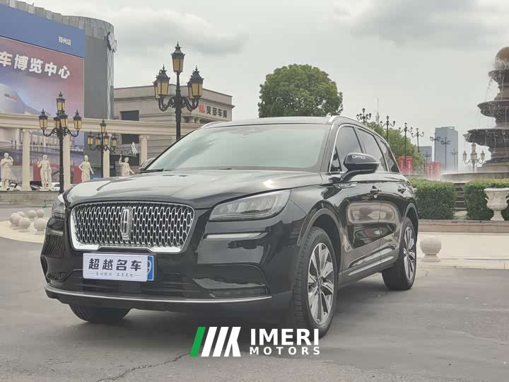 Adventurer 2022 2.0T Two-wheel drive Premium Edition - автомобиль из Китая