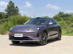 AITO Wenjie M5 extended range Ultra four-wheel drive version - фото 1