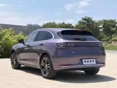AITO Wenjie M5 extended range Ultra four-wheel drive version - фото 7