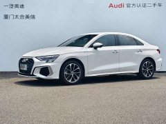 Audi A3 A3L Limousine 35 TFSI aggressive and sporty - фото 1