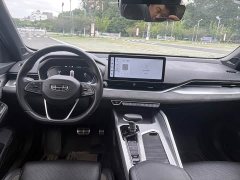 Geely Xingrui 2.0TD only comes in green version - фото 15