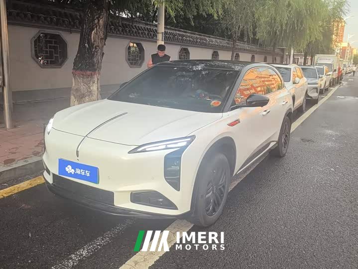 Hongqi Tiangong 08 605 Max rear-wheel drive version - автомобиль из Китая