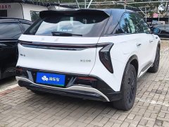 Hongqi Tiangong 08 730 Max rear-wheel drive version - фото 3