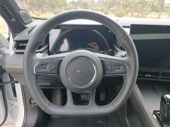 Lynk & Co 03 1.5TD DCT Pro - фото 15