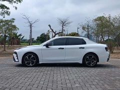 Lynk & Co 03 1.5TD DCT Pro - фото 4