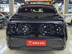 Tesla Model Y rear-wheel drive version - фото 10