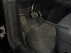 Tesla Model Y rear-wheel drive version - фото 14