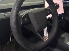 Tesla Model Y rear-wheel drive version - фото 15