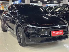 Tesla Model Y rear-wheel drive version - фото 3
