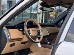 Land Rover Range Rover 3.0 L6 400PS Extended Edition, seven seats - фото 13