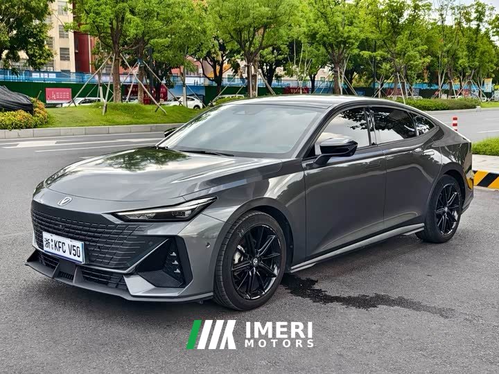 Changan UNI-V 1.5T sports version - автомобиль из Китая