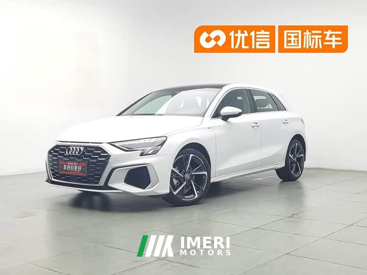 Audi A3 Sportback 35 TFSI stylish and sporty - автомобиль из Китая
