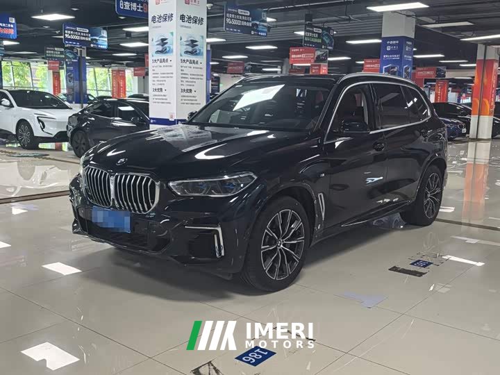 BMW X5 facelift xDrive 30Li exclusive M sports package - автомобиль из Китая