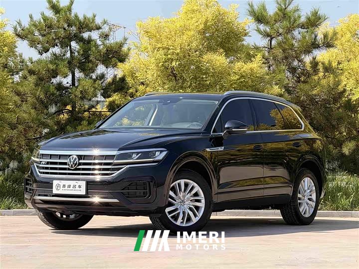 Volkswagen Touareg 2.0TSI Ruishang Edition - автомобиль из Китая