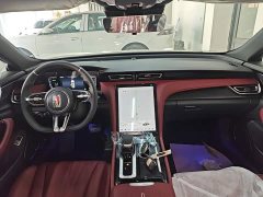 Hongqi H5 2025 1.5T DCT Xuanying 2 million units commemorative edition - фото 10