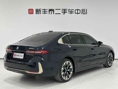 BMW 5 Series 530Li Exclusive M Sports Package - фото 3