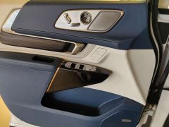 BMW Century 2025 2.0T Six-seater Yuanshi Edition - фото 19
