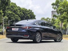 Lexus ES 200 Excellence Edition - фото 3